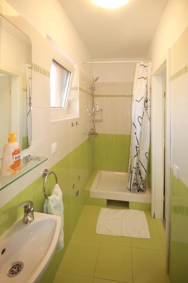 Apartmani Zem, Krk Veglia Exterior foto