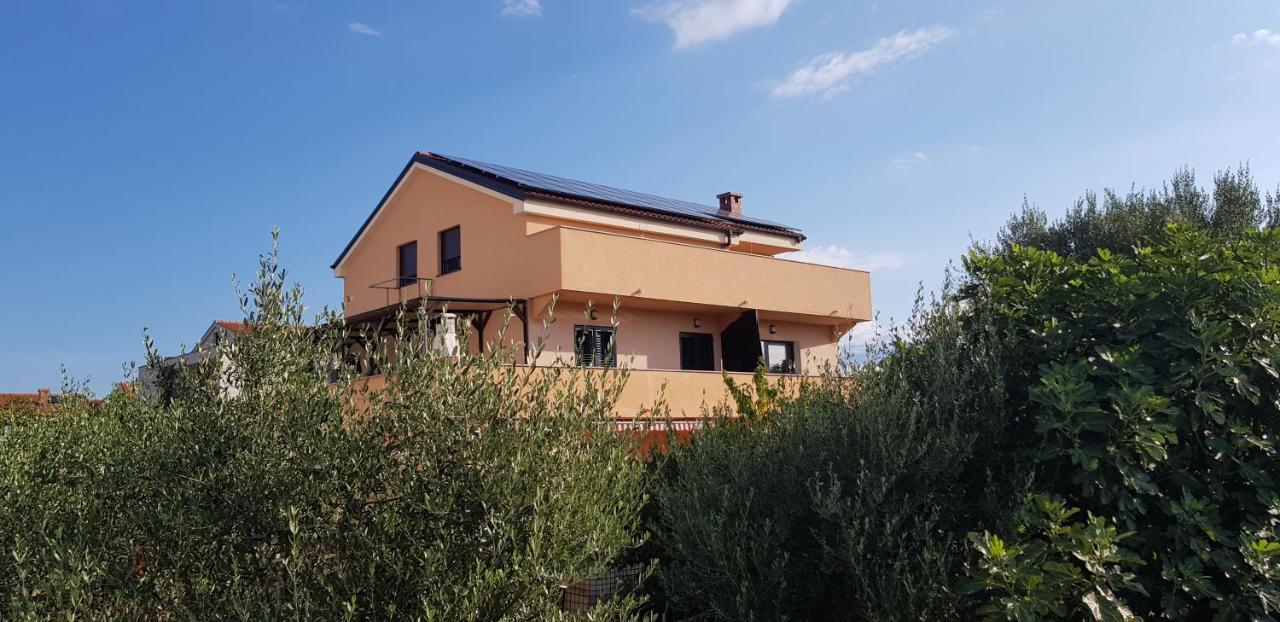 Apartmani Zem, Krk Veglia Exterior foto
