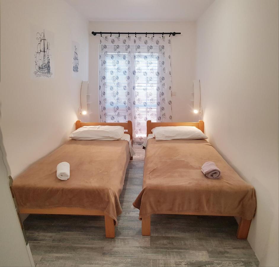 Apartmani Zem, Krk Veglia Exterior foto